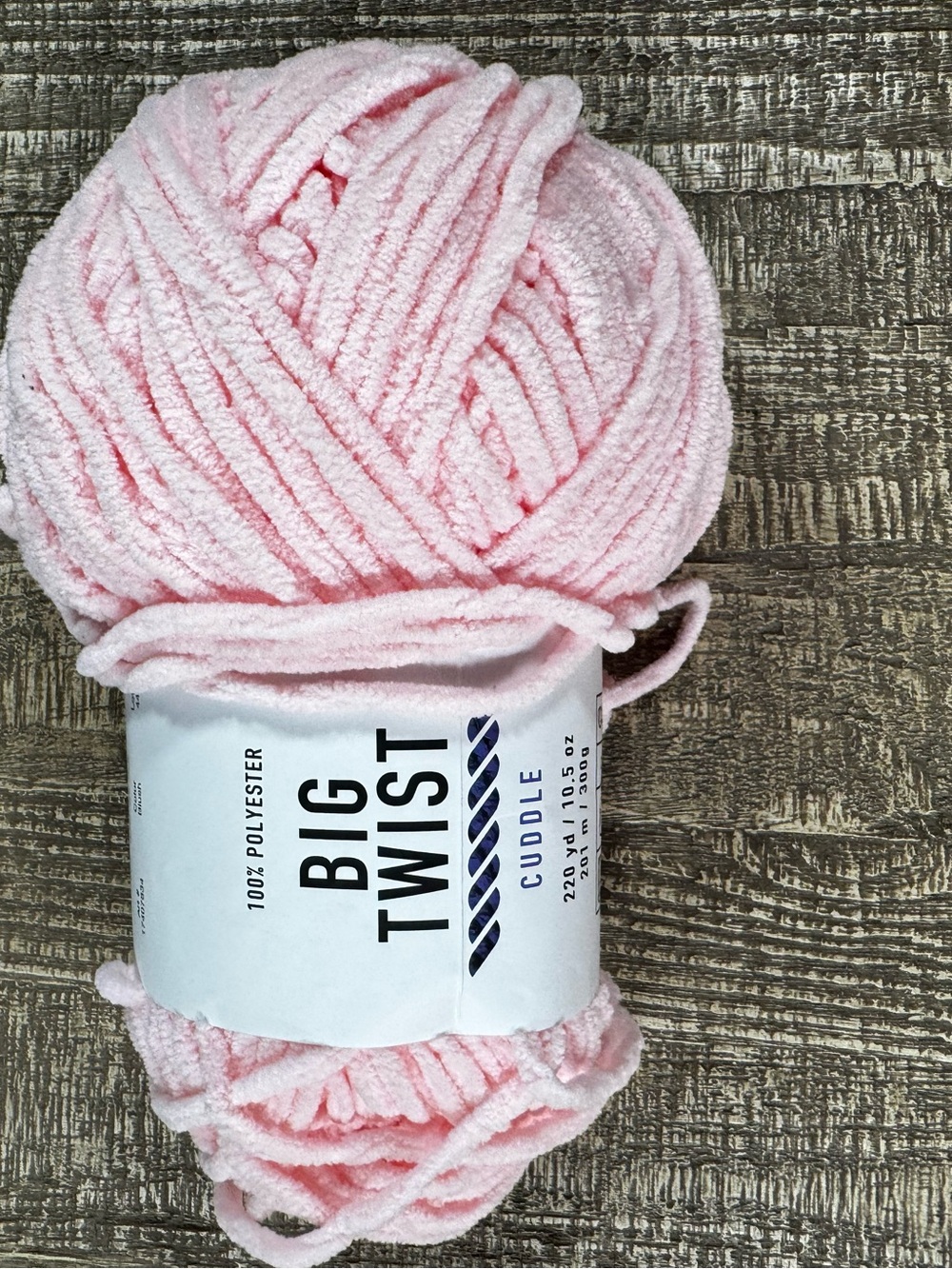 Big twist Cuddle Plush Chubky Yarn - ‘Blush’ Pink